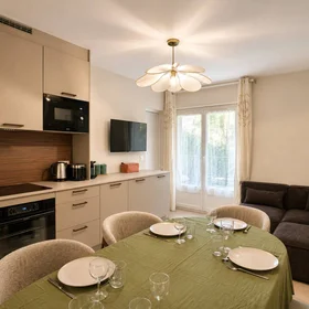 Habitación privada en Antibes, 06600, imagen 3 de 49