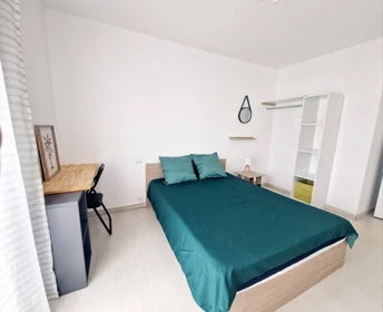 Quarto privado em Perpignan, 66000, imagem 2 de 11