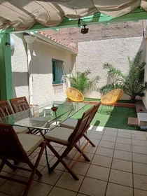 Quarto privado em Perpignan, 66100, imagem 1 de 8