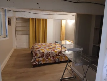 Quarto privado em Perpignan, 66100, imagem 3 de 8