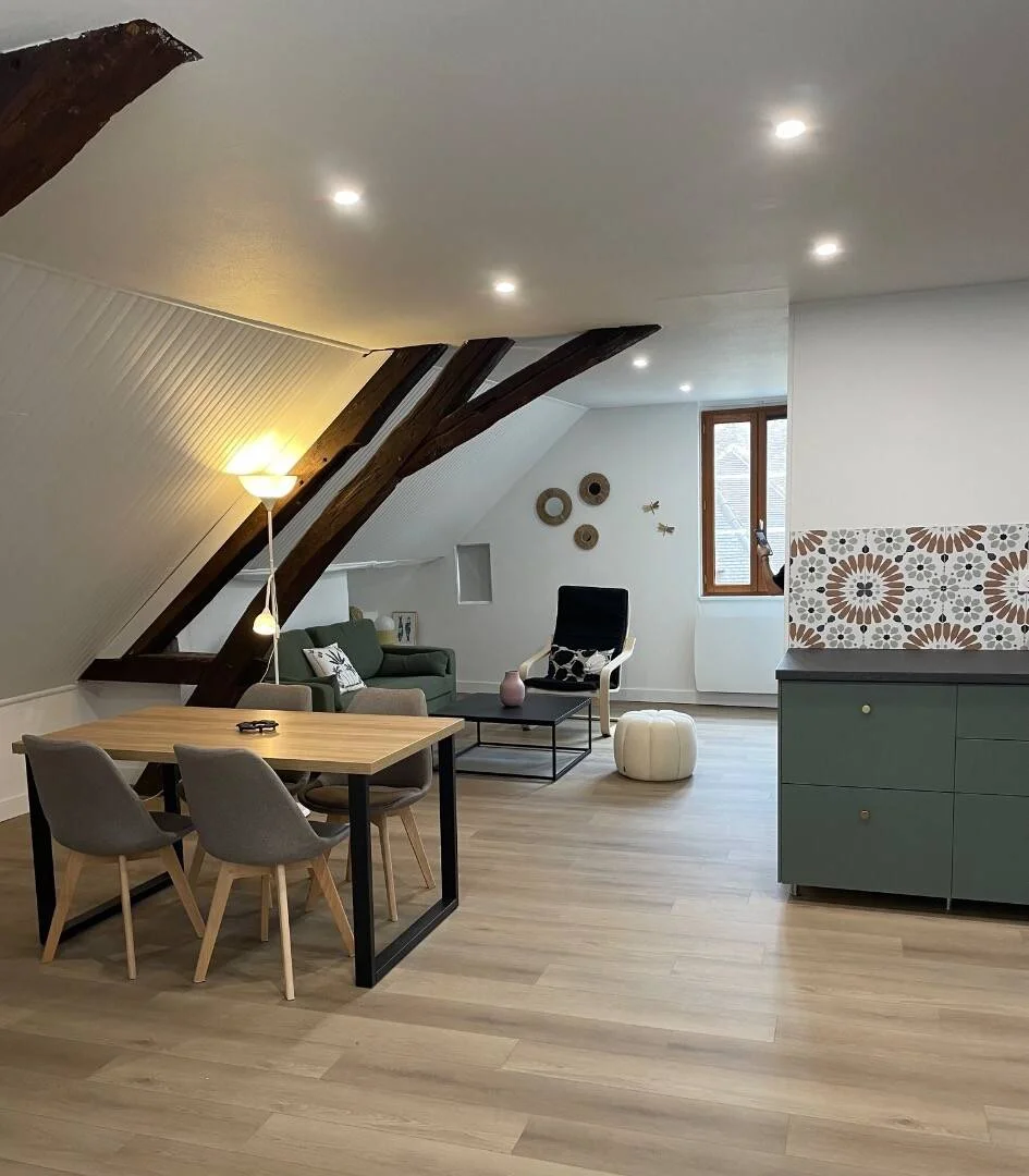 Habitación asequible para estudiantes con buena iluminación en 