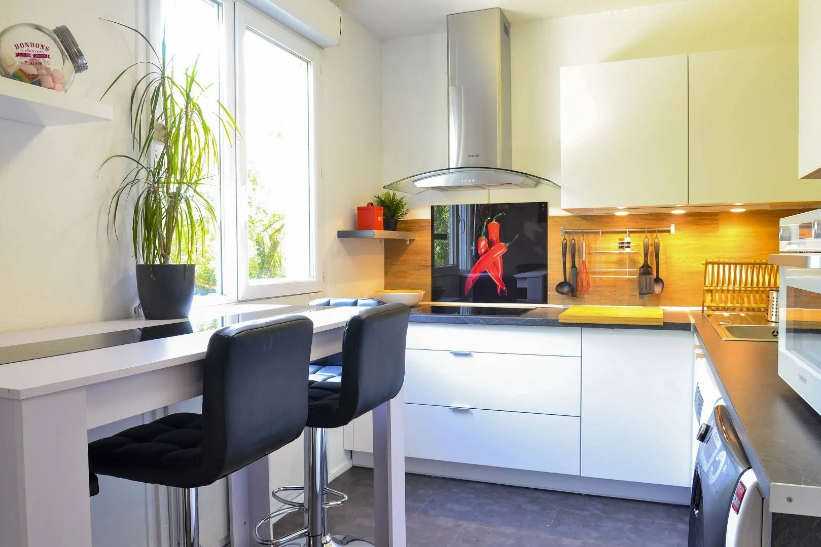 Funktionelles Studentenzimmer perfekt zum Studieren in 