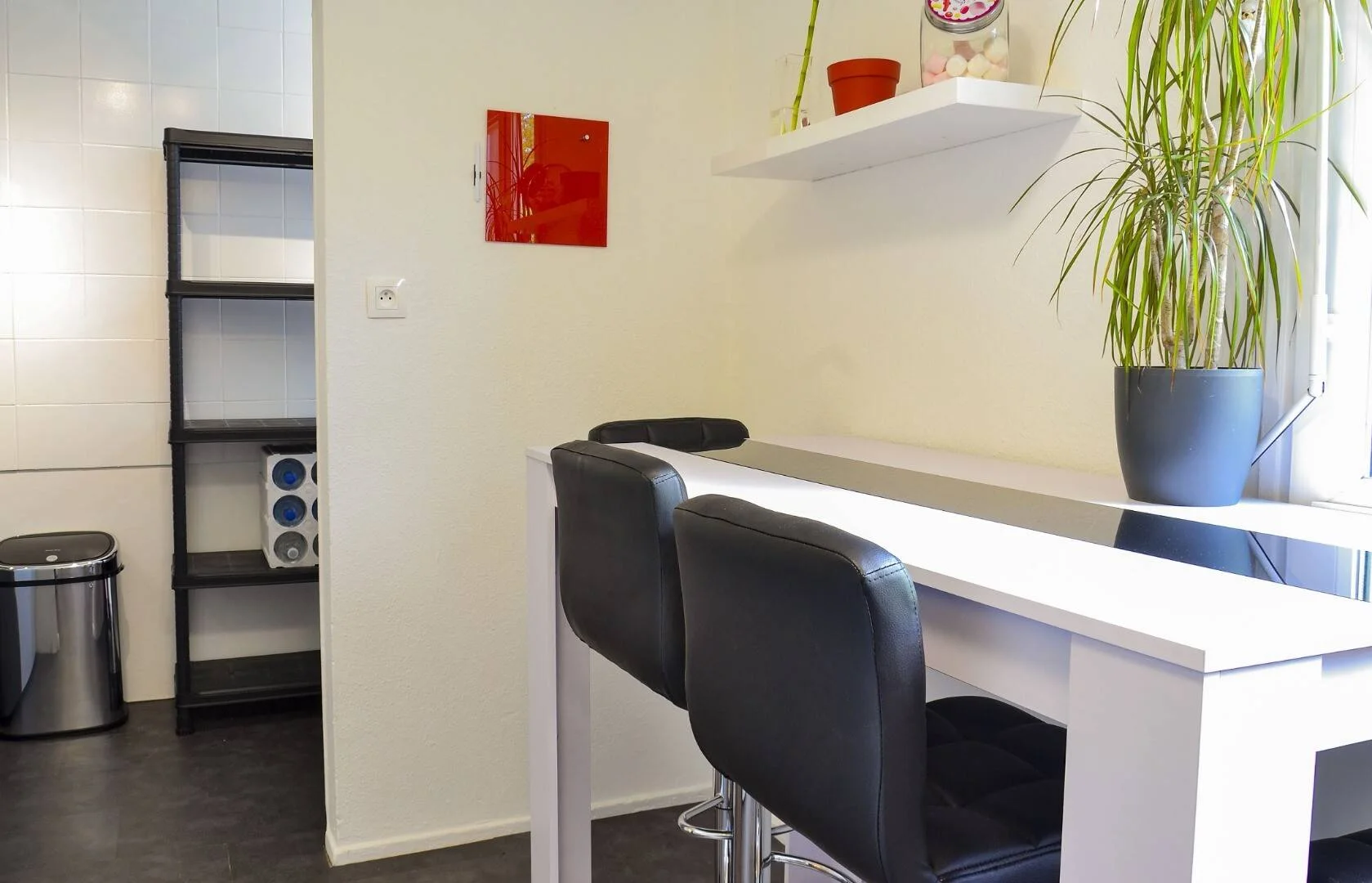 Funktionelles Studentenzimmer perfekt zum Studieren in 