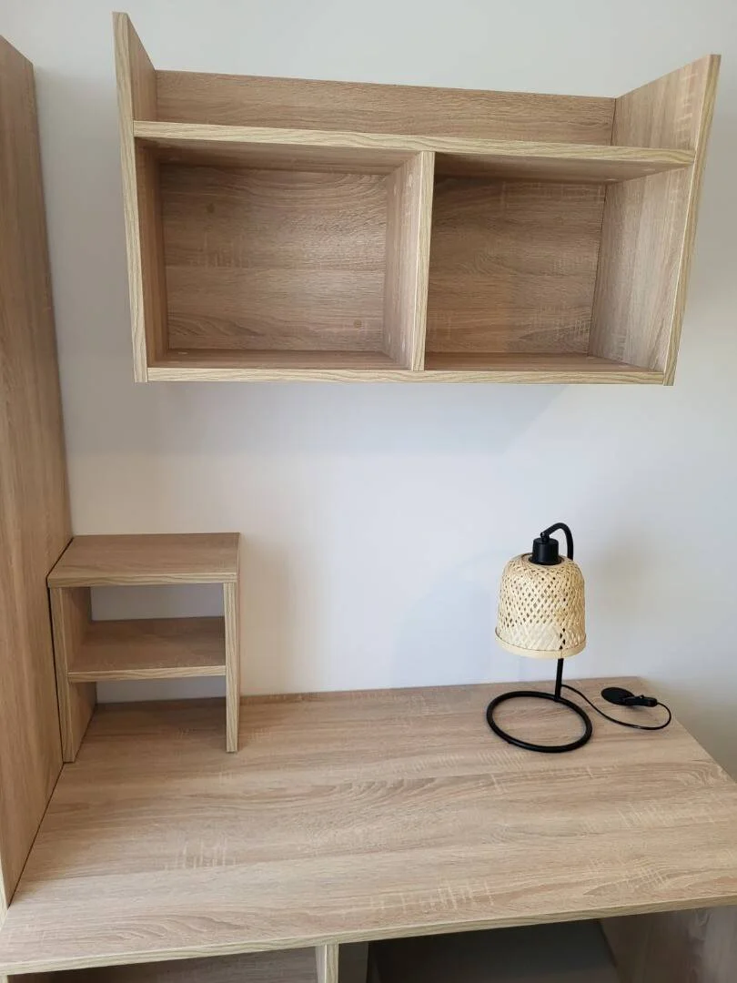 Affordable room for students with ample lighting in 