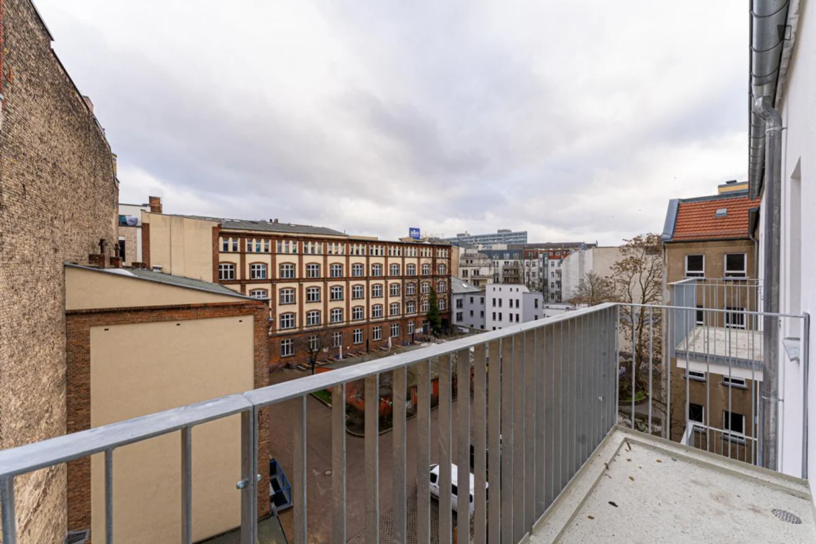 Quarto de estudante económico perto do campus em