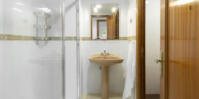 Habitación privada en Calle José Silva, imagen 16 de 28