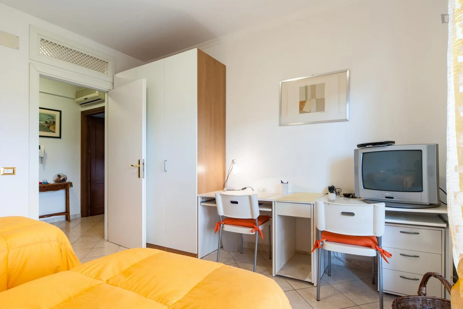 Chambre à louer dans un appartement d'étudiant à , entièrement meublée