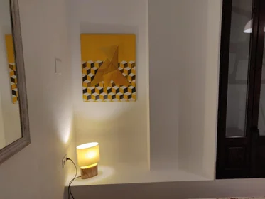 Logement entier à Carrer de Vidal de Canelles, image 3 de 19