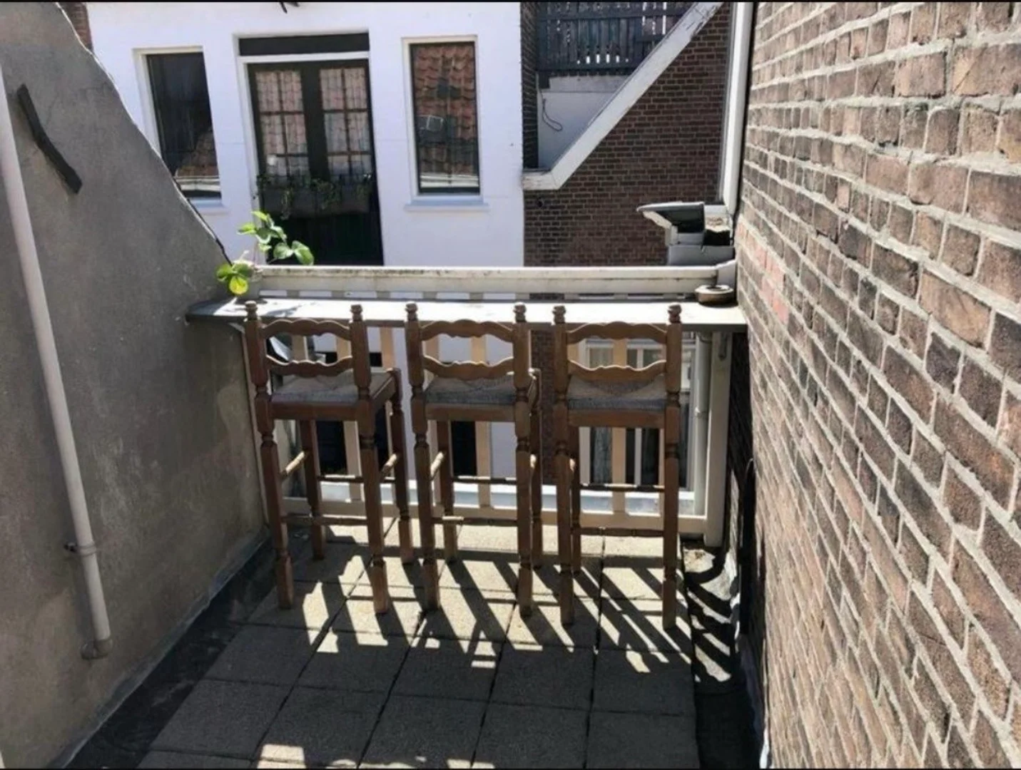 Zimmer in Studentenwohnung in  zu vermieten, voll möbliert