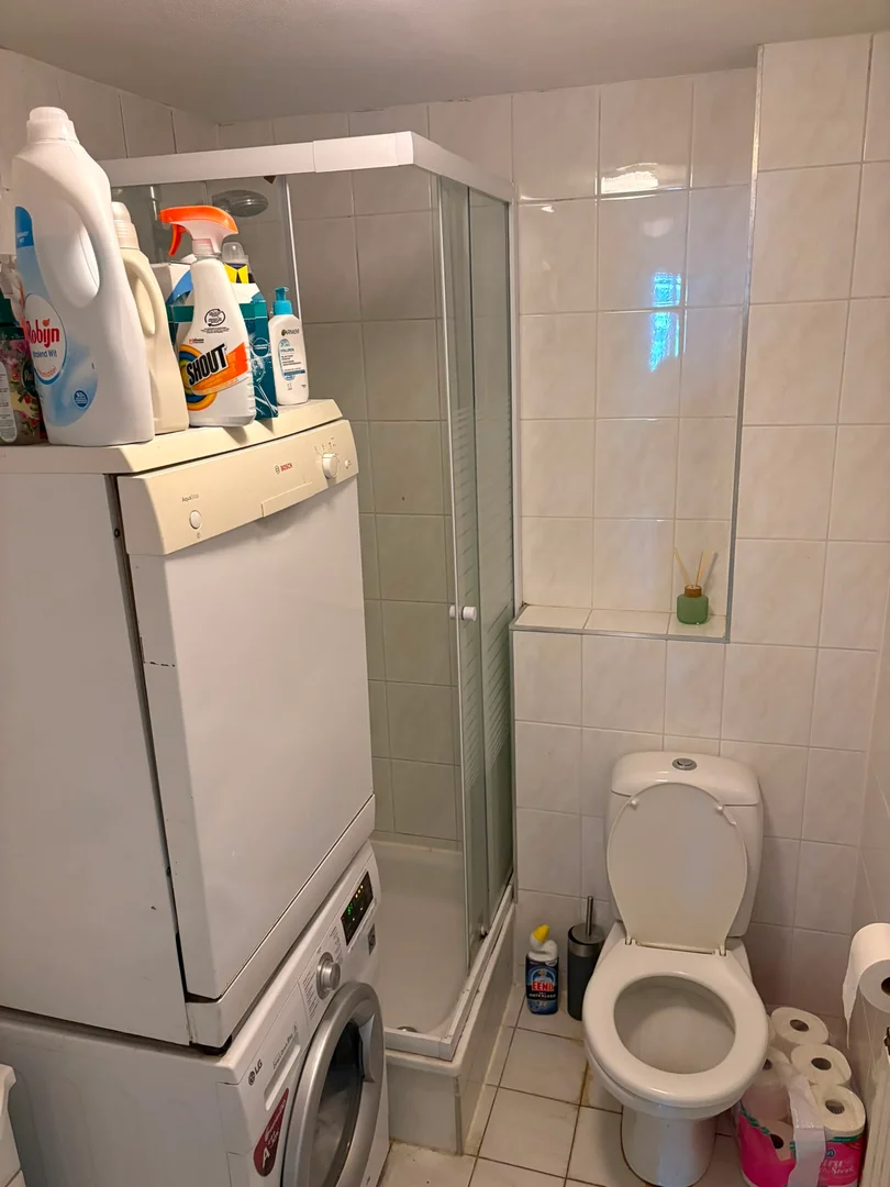  bölgesinde konforlu ve ferah öğrenci odası