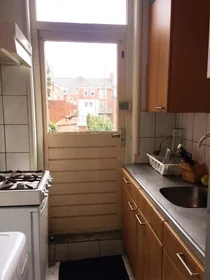Chambre privée à Admiraal de Ruyterlaan, image 7 de 10