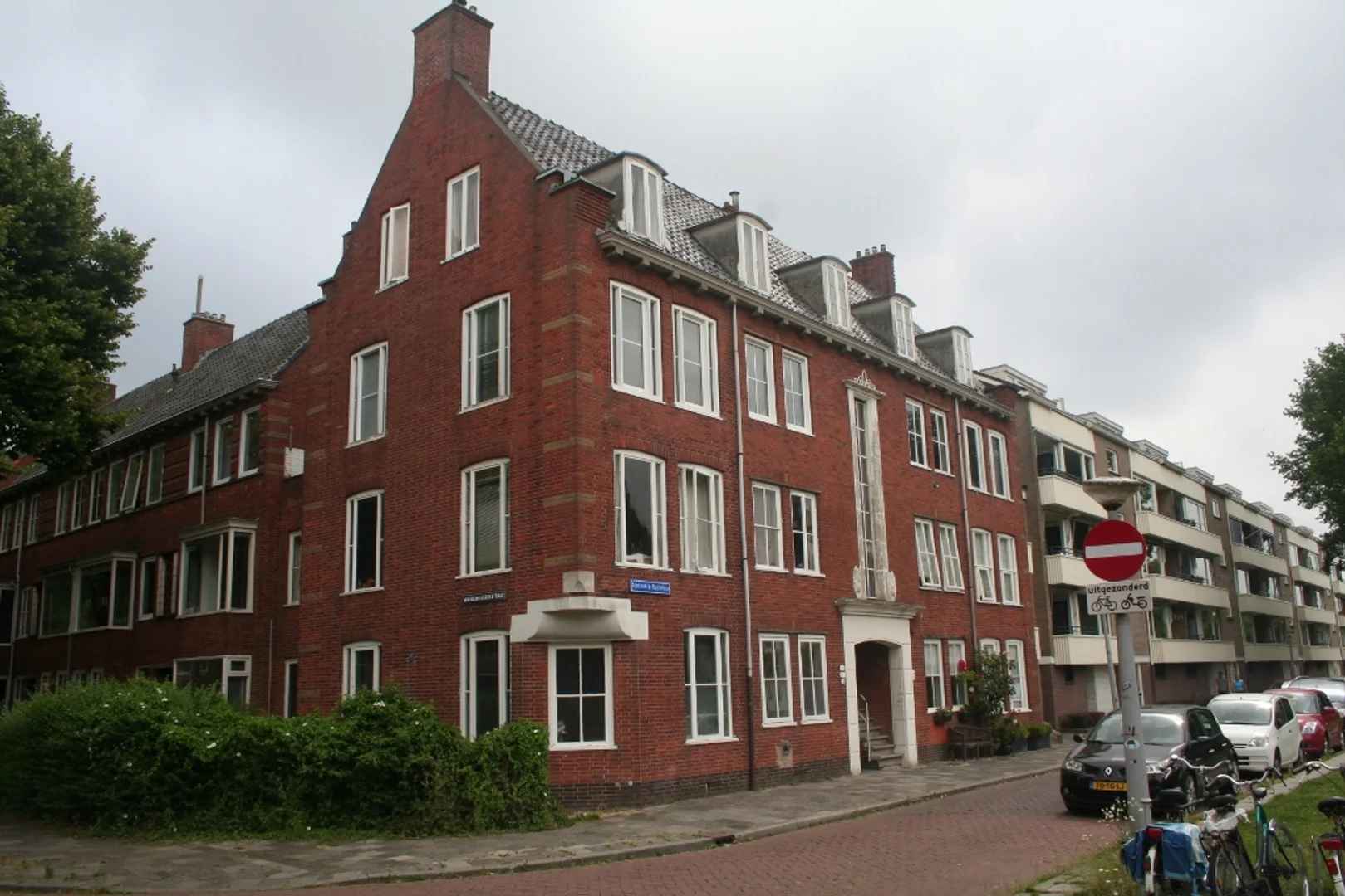 Chambre d'étudiant économique avec emplacement pratique dans 