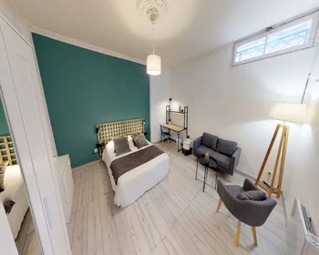 Private room at rue Sainte Anne, image 2 of 18