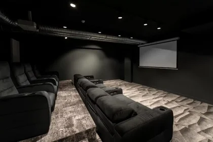 Studio at Avenue du Général de Gaulle, image 10 of 16