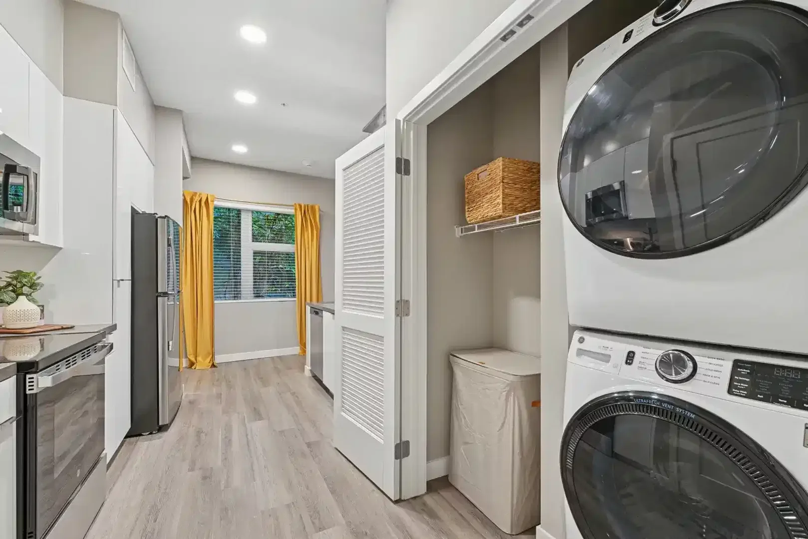 Habitación para estudiantes en  con área de estudio y facilidades compartidas