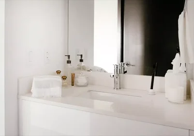 Stanza privata in Southwest 7th Street, immagine 6 di 45