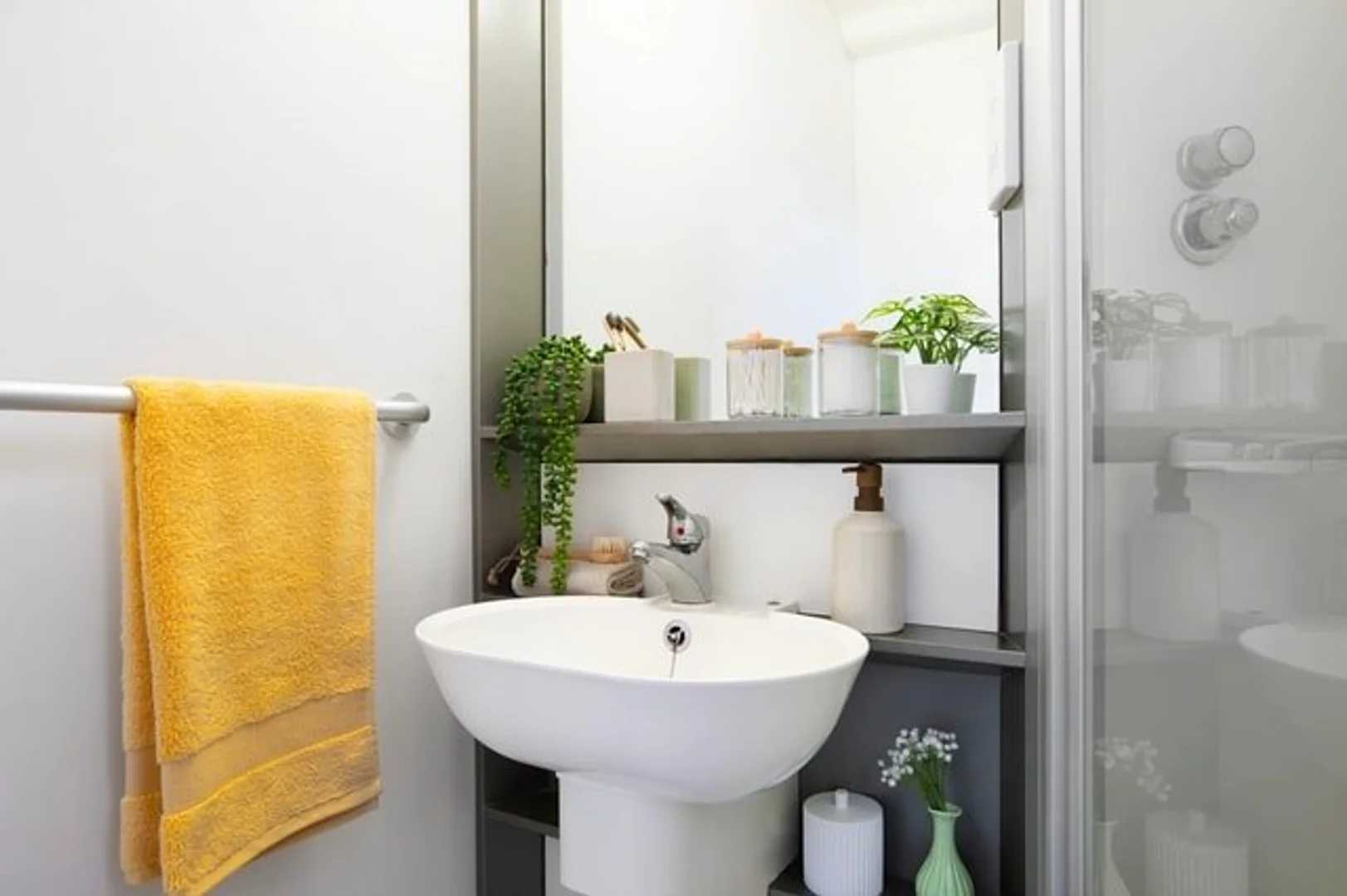 Habitación asequible para estudiantes con buena iluminación en 