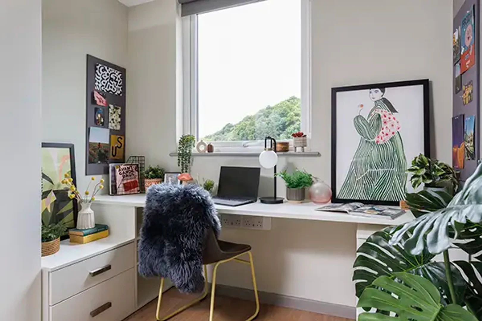 Habitación acogedora para estudiantes disponible en 