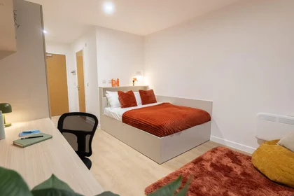 Habitación privada en residencia en 15 W Bell St, Dundee DD1 1AD, UK, imagen 21 de 49