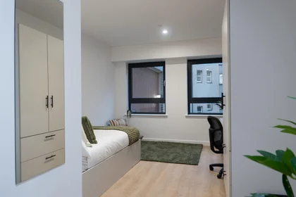 Habitación privada en residencia en 15 W Bell St, Dundee DD1 1AD, UK, imagen 21 de 49