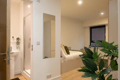 Habitación privada en residencia en 15 W Bell St, Dundee DD1 1AD, UK, imagen 31 de 49