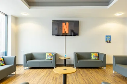 私人房间 在住宅内 在 70 Russell St, Nottingham NG7 4FE, United Kingdom, 16的图像12