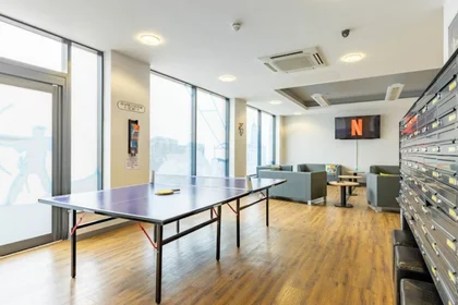 私人房间 在住宅内 在 70 Russell St, Nottingham NG7 4FE, United Kingdom, 16的图像10