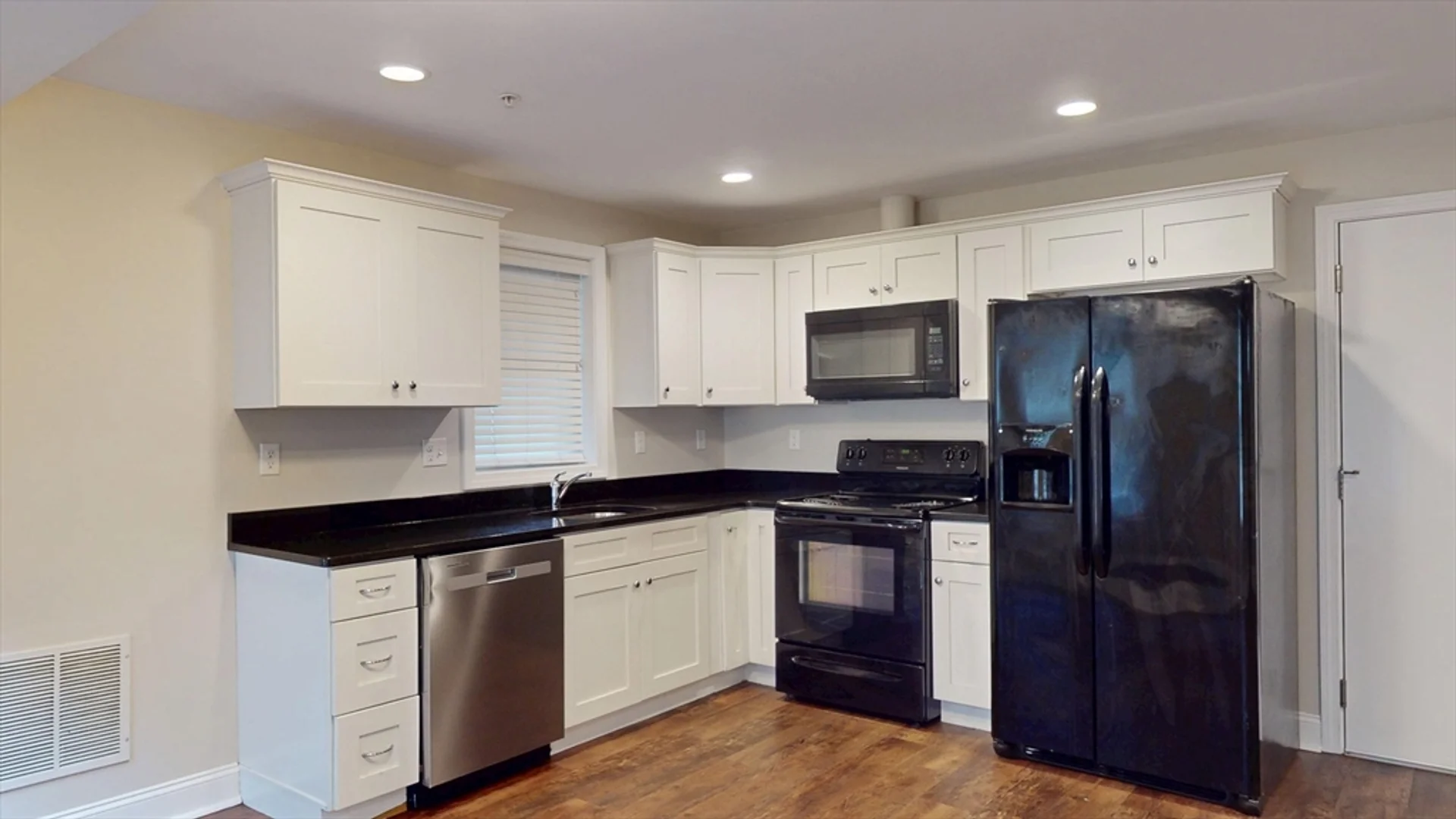60, Holworthy, Unit 7, Roxbury, Boston, MA, 02121