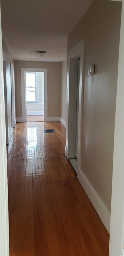 16, Bynner St., Unit 2, Jamaica Plain, Boston, MA, 02130