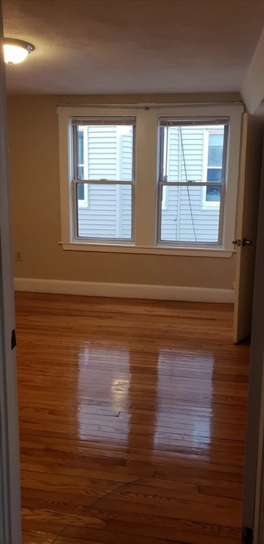 16, Bynner St., Unit 2, Jamaica Plain, Boston, MA, 02130