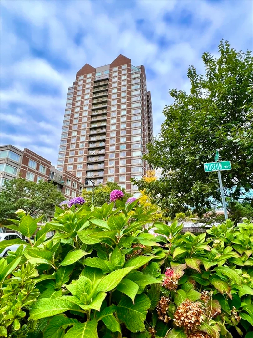 8, Museum Way, Unit 215, East Cambridge, Cambridge, MA, 02141