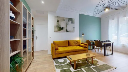 Özel oda konumu 9 Rue du Grand Pin, 06100 Nice, France, 1 8 görüntüsü