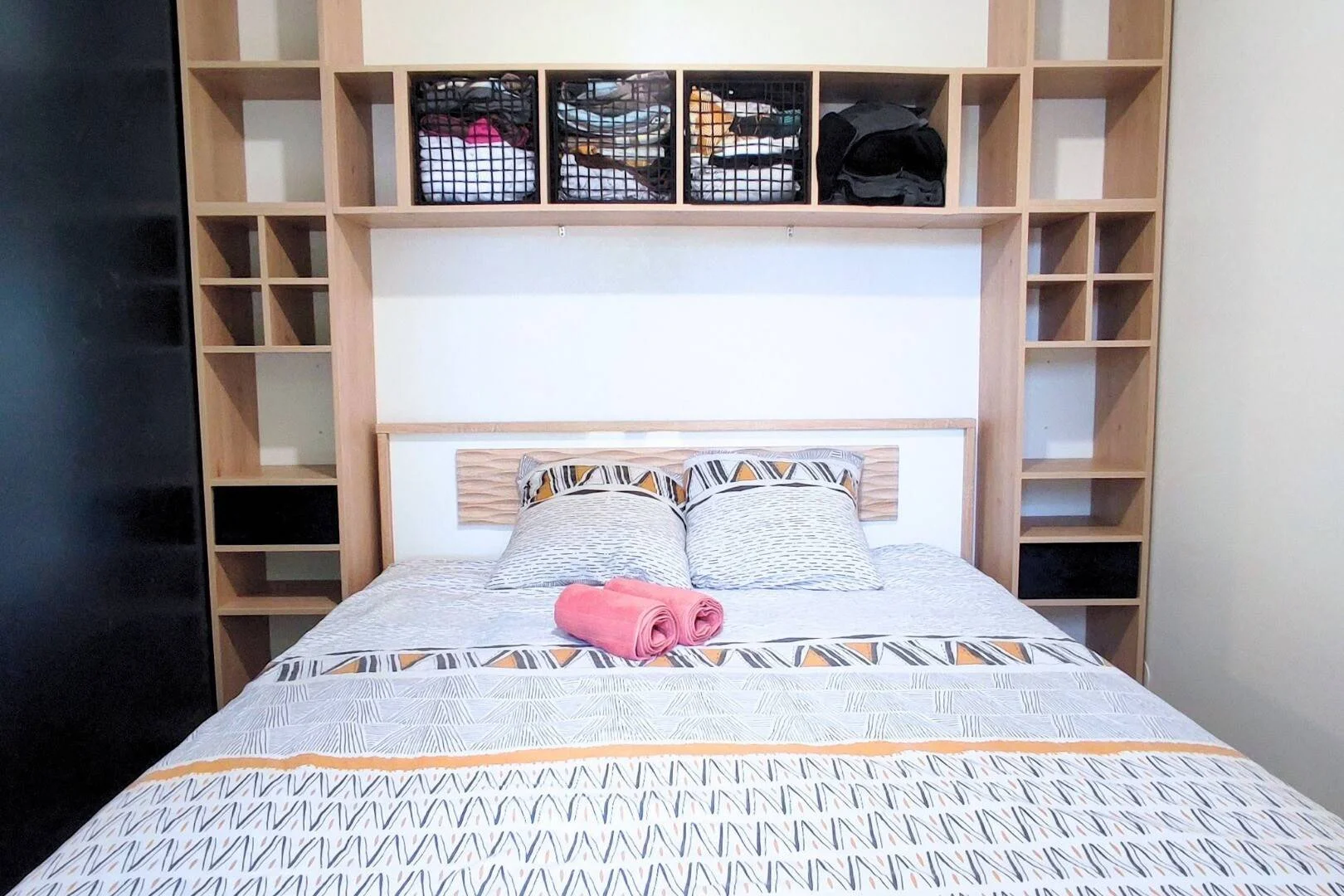 Quarto para alugar em apartamento de estudantes em , totalmente mobilado