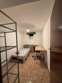 Private room at Rua Particular à Rua do Cruzeiro, image 1 of 10