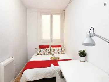 Chambre privée à Calle Santa Catalina, image 3 de 27