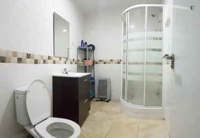 Chambre privée à Calle Santa Catalina, image 23 de 27