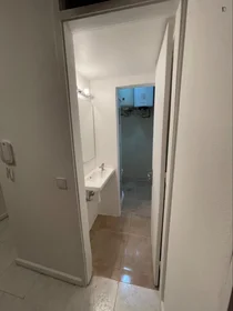 Stanza privata in Rua de Pinto Bessa, immagine 12 di 24