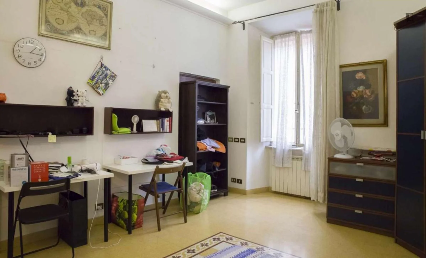 Cozy room for students available in