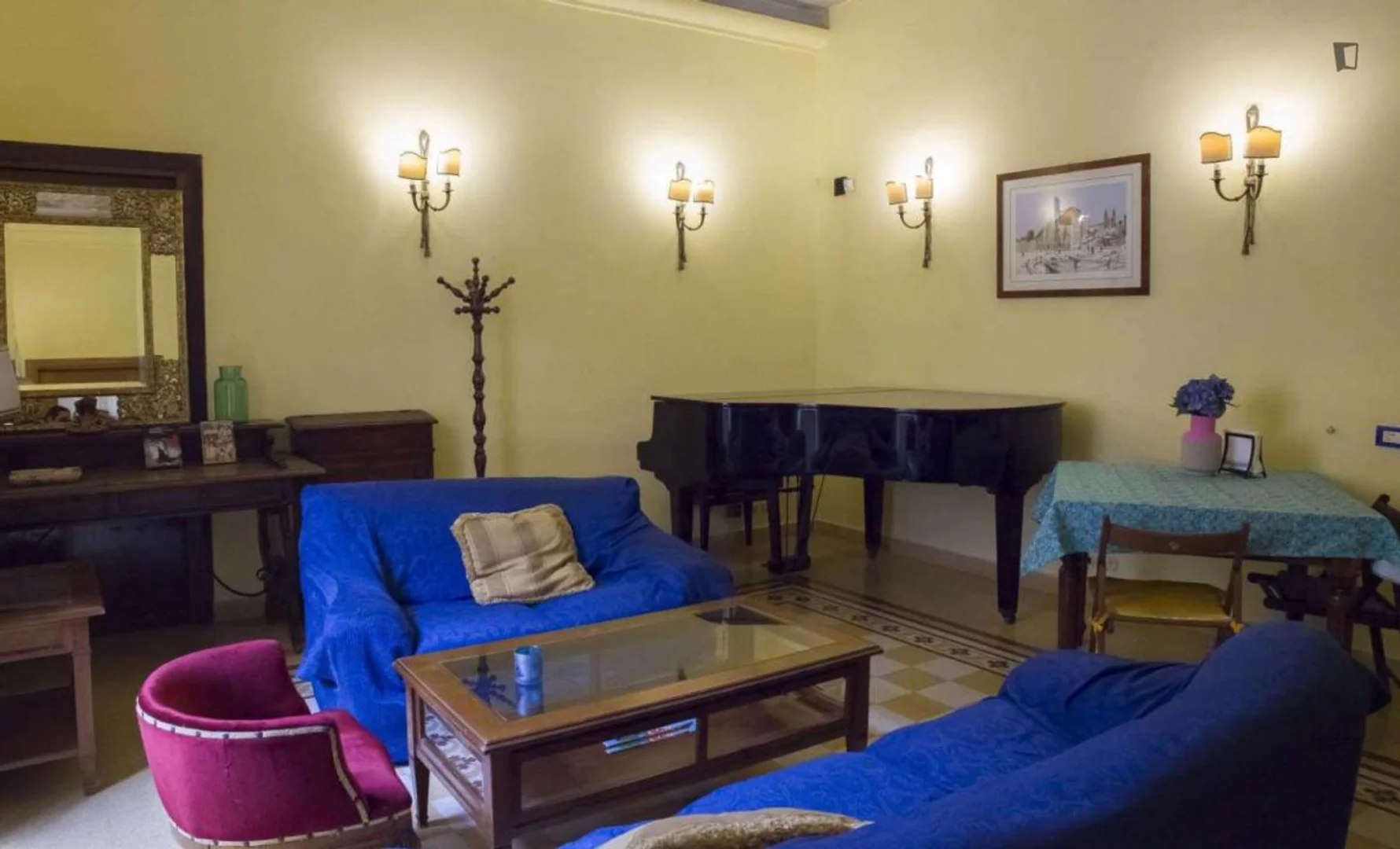 Cozy room for students available in