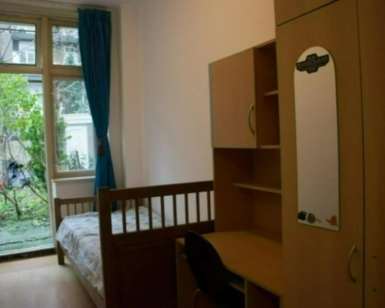 Ekonomiczny pokój studencki z dogodną lokalizacją w 