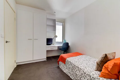 Apartamento inteiro em residência em 224 Burwood Hwy Burwood VIC 3125 Australia, imagem 12 de 15