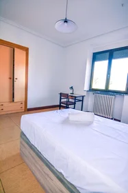 Privatzimmer in der Avenida de la Merced, bild 3 von 40