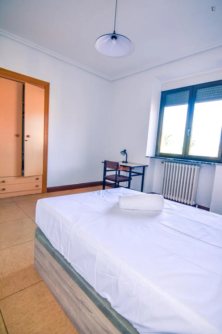 Gemütliches Zimmer für Studenten in 