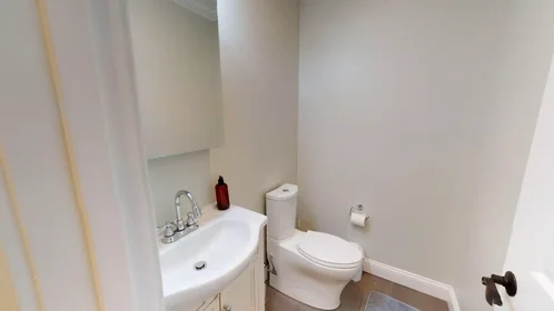 Habitación privada en 02135, imagen 38 de 49