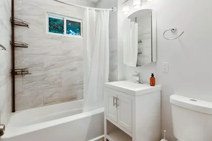 Habitación privada en 02135, imagen 46 de 49
