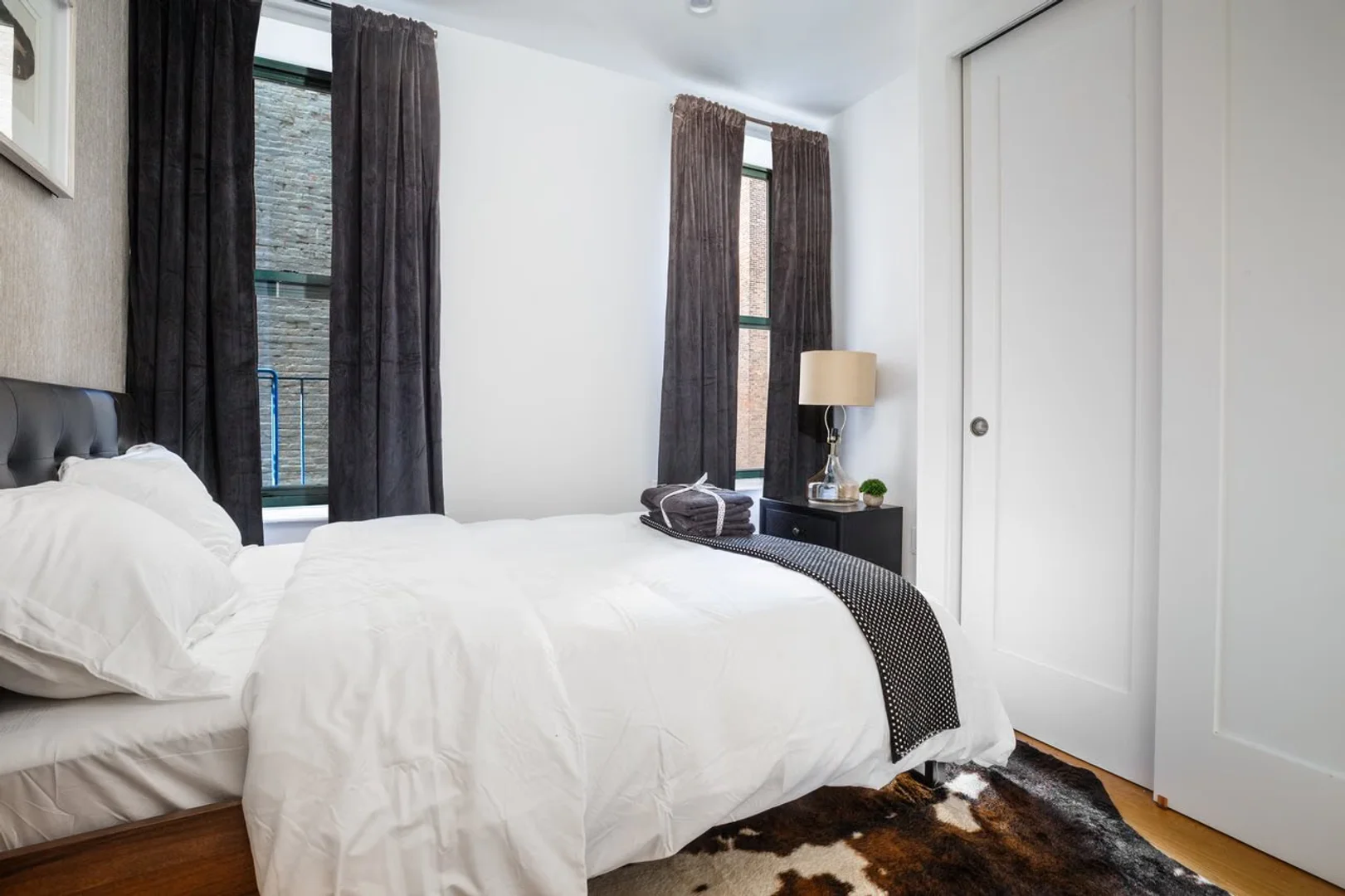 Comfortable and spacious student room in 
