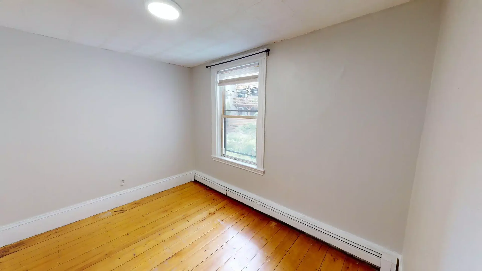 Habitación acogedora para estudiantes disponible en 