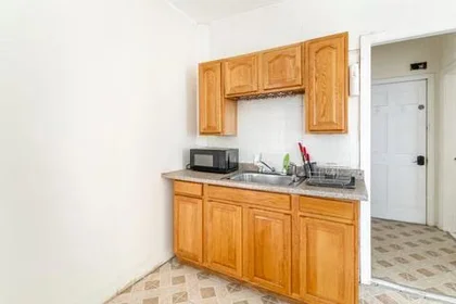 Habitación privada en 02125, imagen 47 de 49