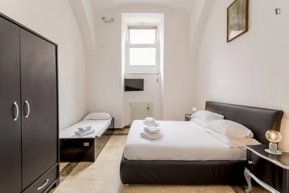 Apartamento inteiro em Piazza dei Sanniti, imagem 2 de 18