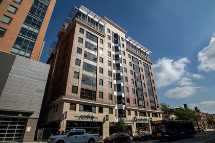 Stanza privata in East University Avenue, immagine 3 di 27